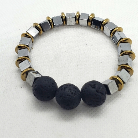 GiuliA -Bracelets Handmade In Gold, Silver And Lava Rock Beaded - Picture 4 of 4